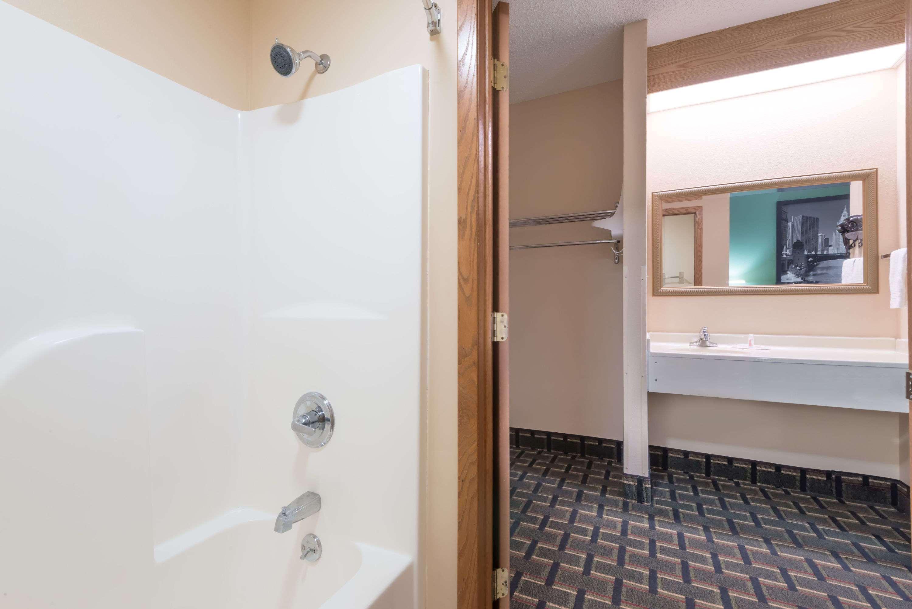 Super 8 By Wyndham Mt. Carmel Il Hotel Mount Carmel Ngoại thất bức ảnh